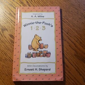 Winnie-the-Pooh's 1, 2, 3 Board Book by A.A. Milne Ernest Shepard Baby Toddler